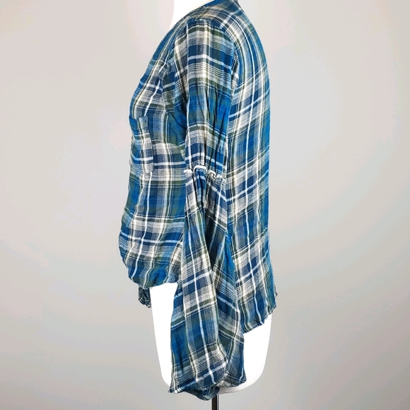 Plaid Tie Front Flare Sleeve Top - Picture 3 of 8